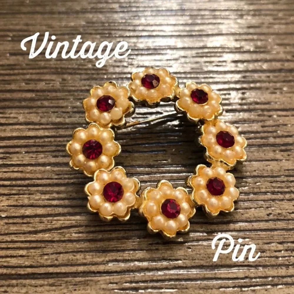 Ivory Pearl Flower Circle Pin with Red Ruby Center